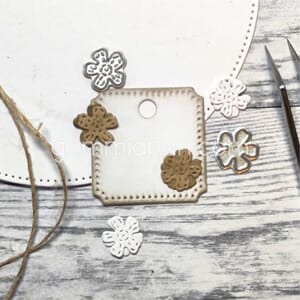 Gummiapan - Mini blomster, str 10,5 x 10 mm