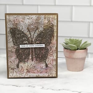 Kortlaging med embossing folder