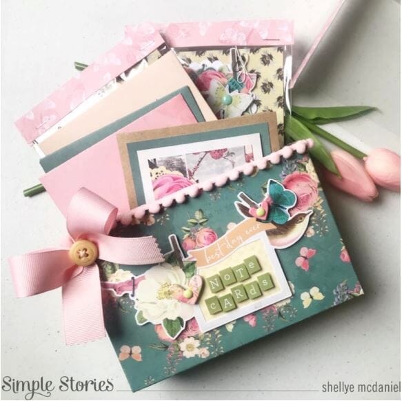 SIMPLE STORIES - GARDEN DISTRICT - MAGGIE HOLMES - AMY TANGERINE - KORTLAGING - SCRAPBOOKING - NYHETER - PAPIRHOBBY - 4.JPG