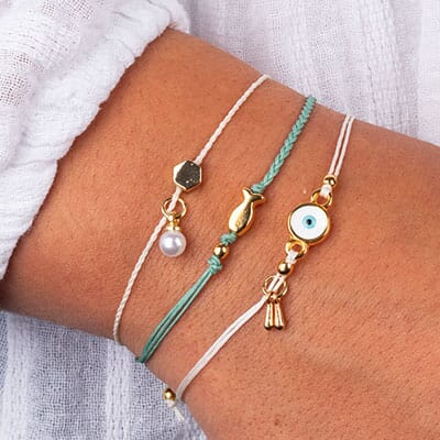 SOMMERARMBÅND - ARMBÅND - DIY ARMBÅND - SOMMERAKTIVITETER - VENNSKAPSBÅND - 6.jpg