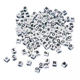 Bokstav perler - Hvite BOKSTAVER, firkantet, 40 gram