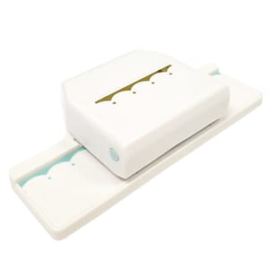We R Memory Keepers - Scallop Diamond Edge Punch